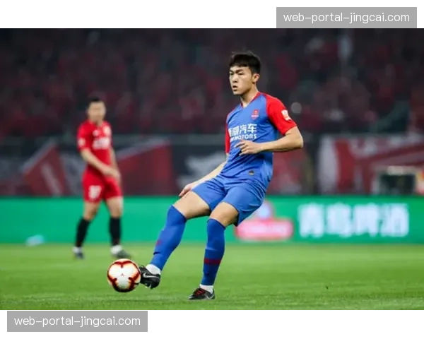 更衣室的新面孔：聚焦20岁小将完成中超首秀后的24小时